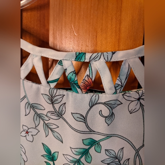 Counterparts* size L lattice round neck detail short sleeve tunic top bl… - Picture 2 of 6